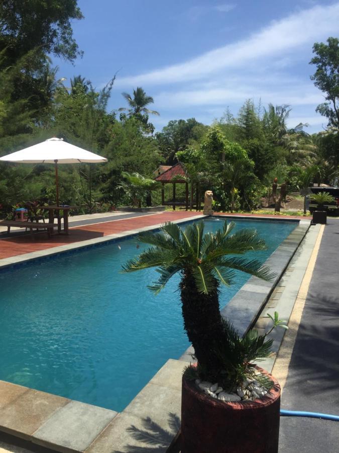 Red Island Villas Banyuwangi  Luaran gambar