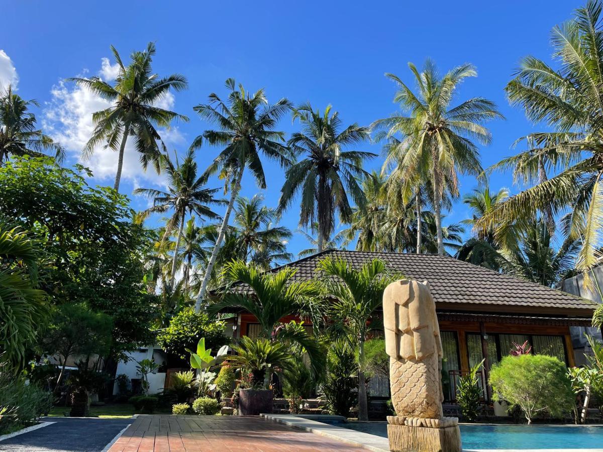 Red Island Villas Banyuwangi  Luaran gambar