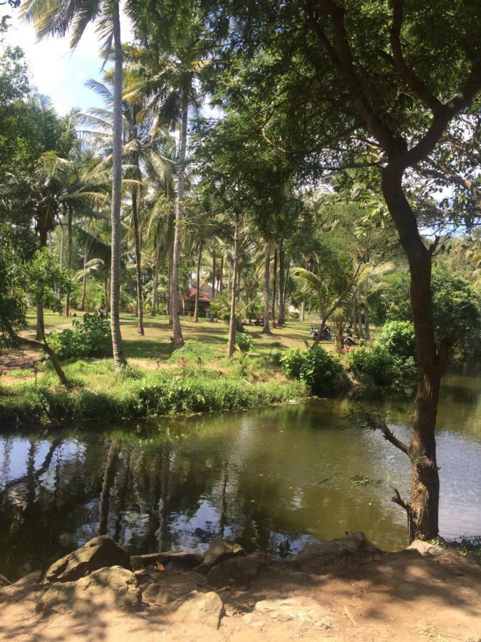 Red Island Villas Banyuwangi  Luaran gambar